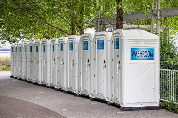 Best Luxury portable toilet rental  in Waymart, PA